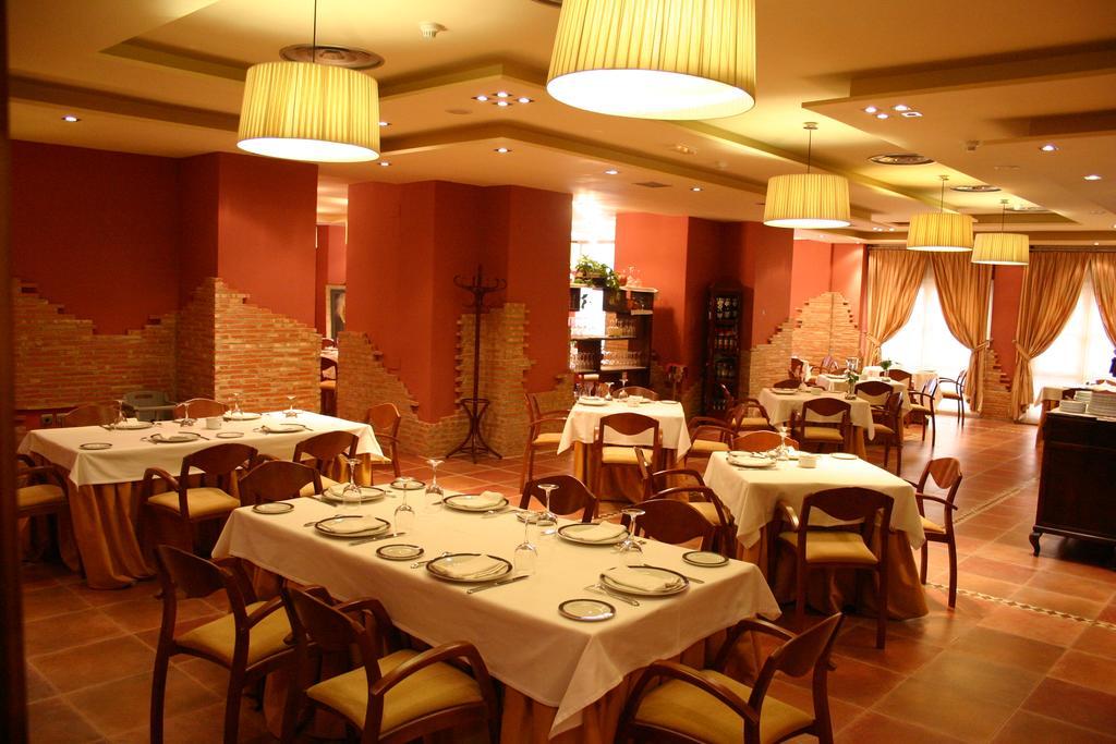 Hotel Cervantes Linares  Restaurant foto